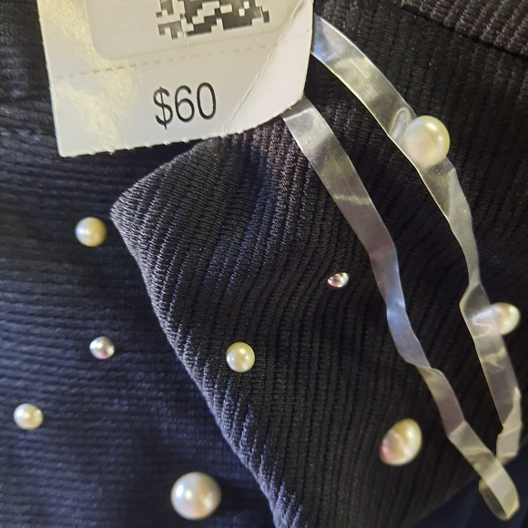 Knit Works Top Girl's Size 10 Black Beaded Sleeveless Cropped Stretch Blouse - Picture 7 of 8